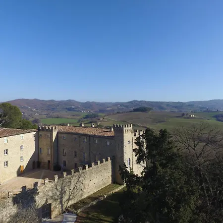 Κατάλυμα σε φάρμα Castello Di Ramazzano - Tenute Aliani Περούτζια